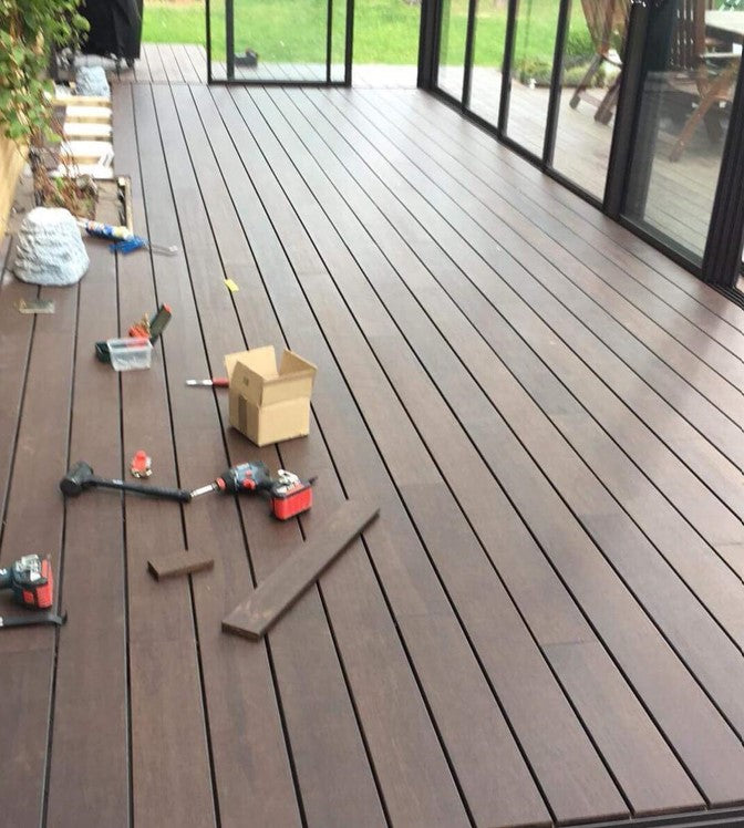 Terrassenbelag Vista , nachhaltig als Ipe-Alternative.