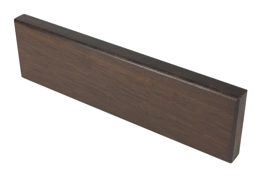 Die Terrassen Abschlussleiste in der Farbe  espresso.