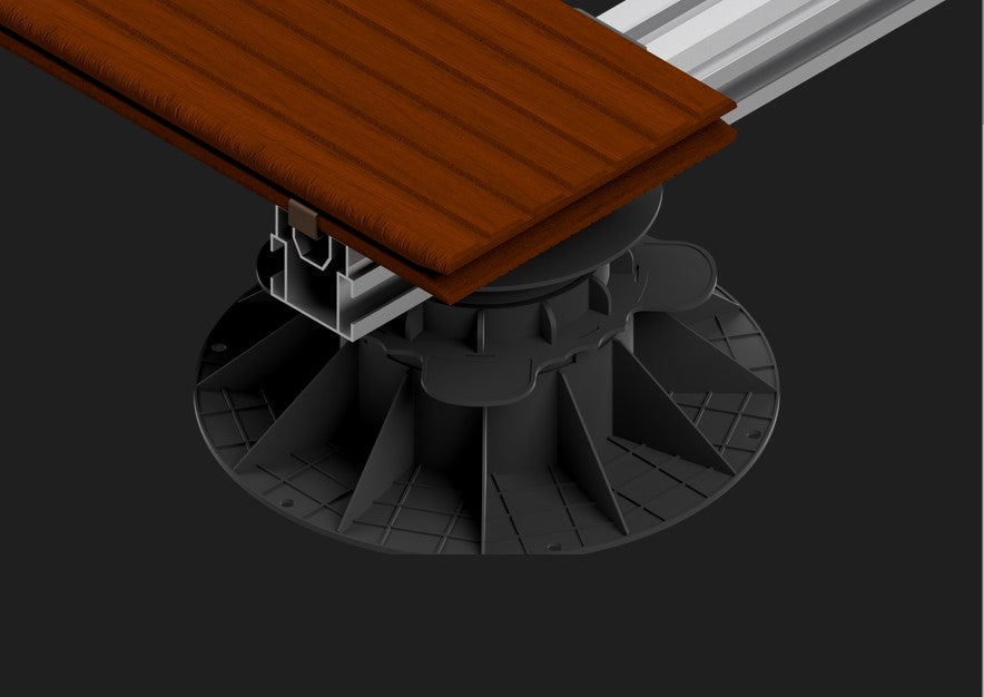 Terrassendiele auf Aluminium-Unterkonstruktion mit höhenverstellbarem Stelzlager und verdecktem Montageclip für eine professionelle Terrassenkonstruktion.
